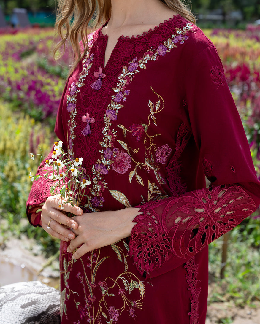 3 Piece - Unstitched Fully Embroidered Lawn
Suit D-1027
