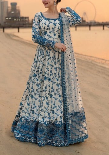 3 Piece - Unstitched Fully Embroidered Lawn
Suit D-1025